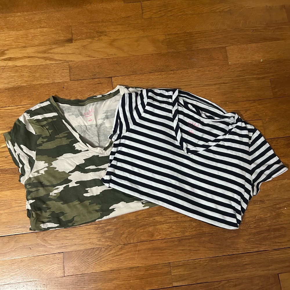 2 maternity tees